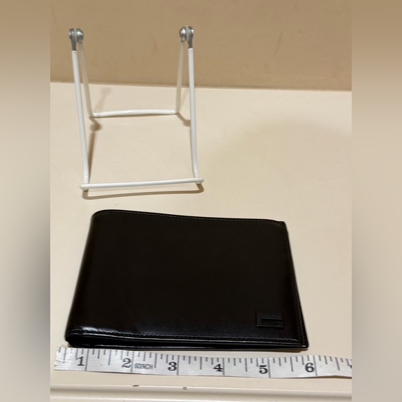 Gucci Black Leather Tom Ford Era Bifold Large Wallet - Picture 4 of 15